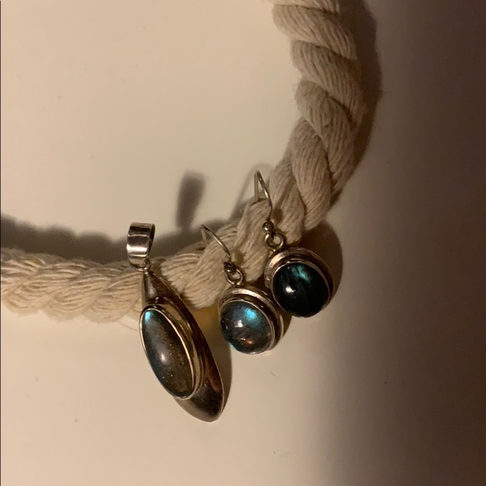 Labradorite earrings and pendant